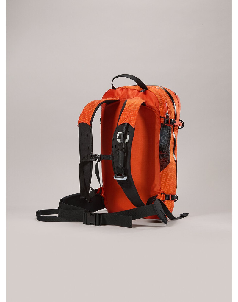 Arc'teryx Micon LiTRIC™ 16 Avalanche Airbag outlook