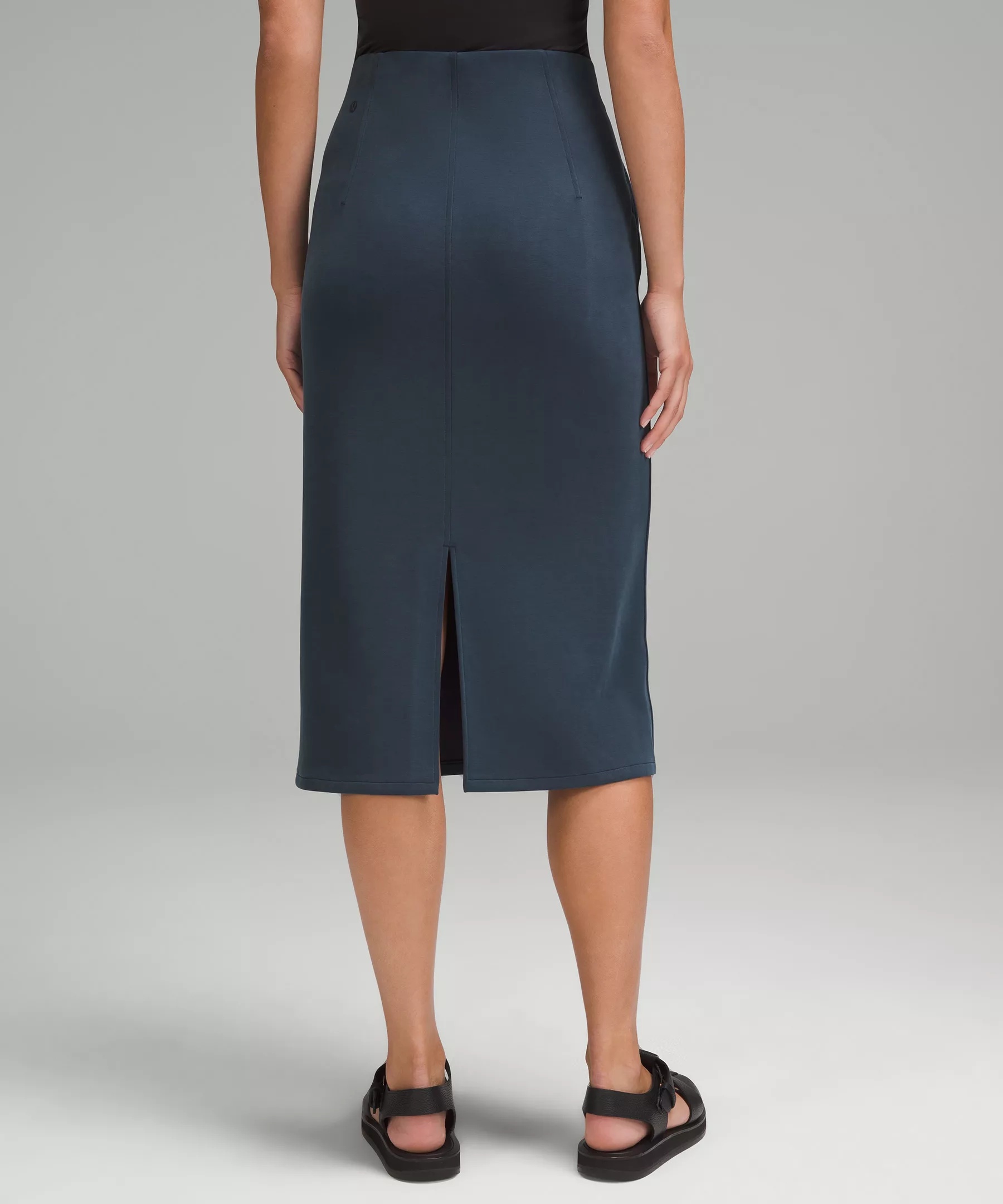 Softstreme High-Rise Midi Skirt - 3