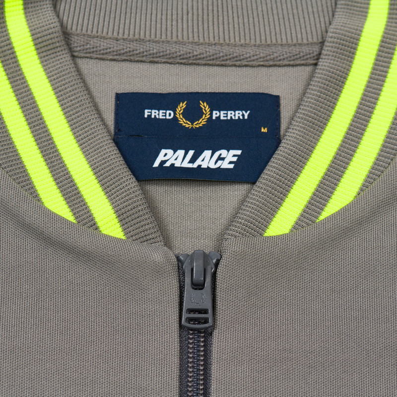 PALACE FRED PERRY TRACK JACKET FEATHER 3