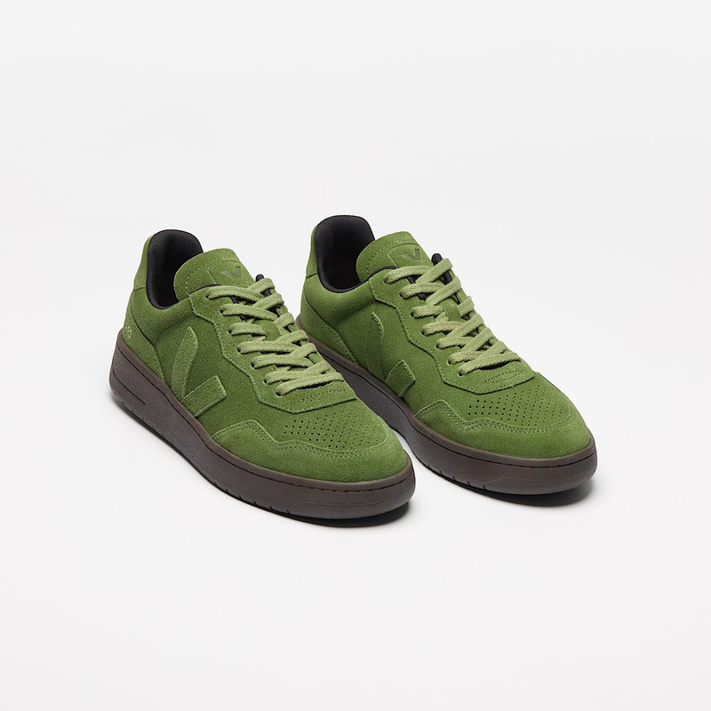 VEJA V-90 SUEDE FULL MILITAR EAGLE outlook