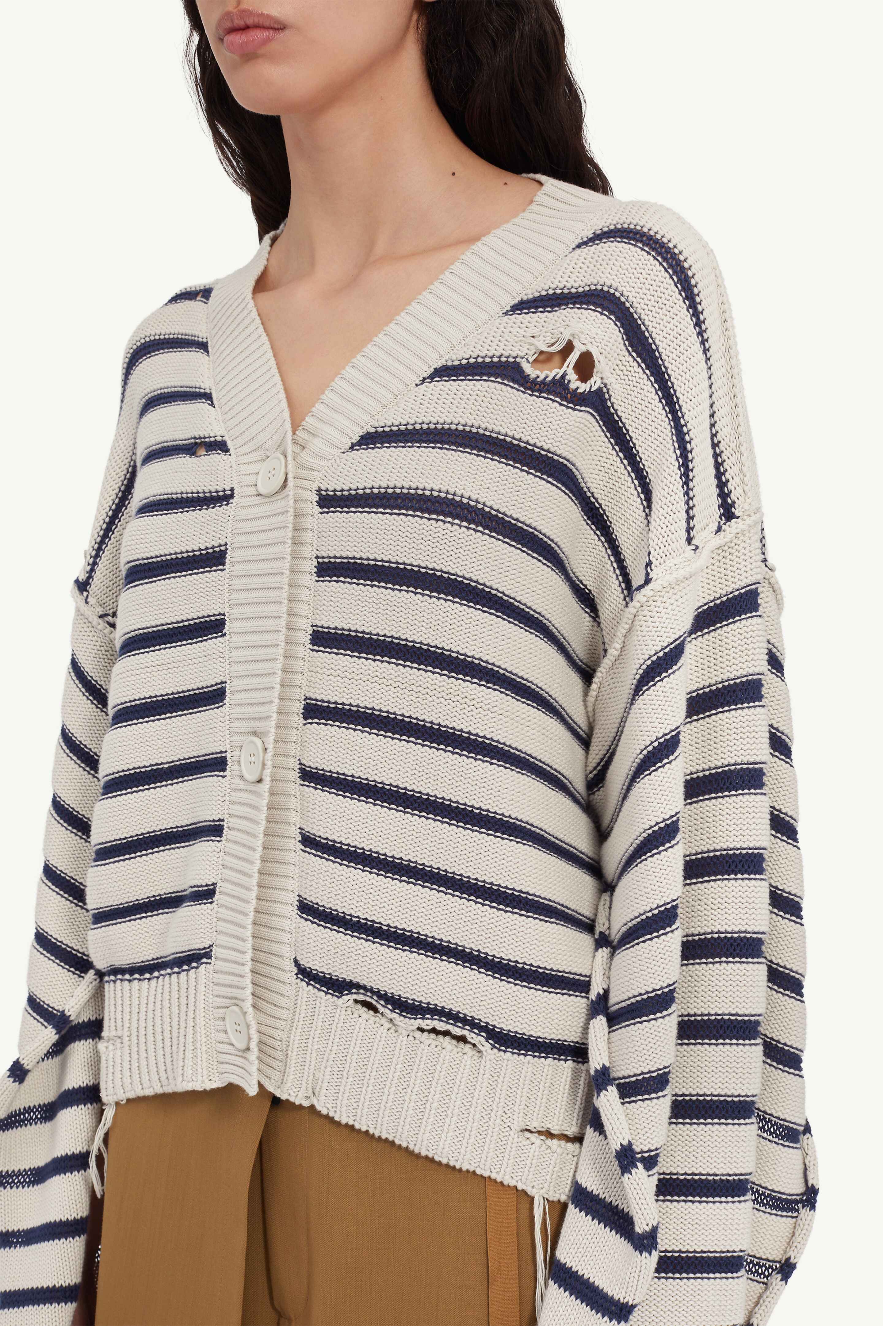 V-neck cardigan - 5