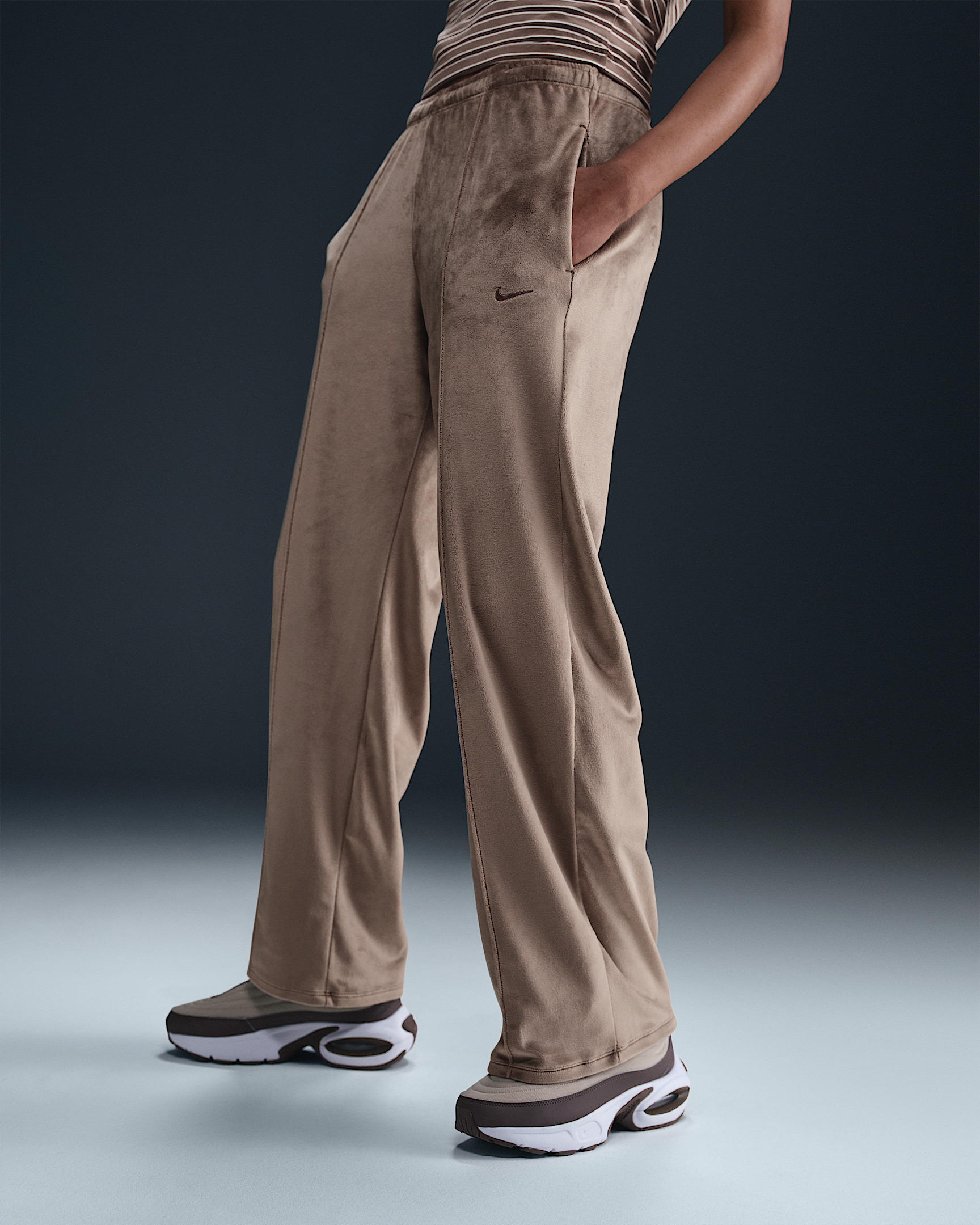 Nike Sportswear Chill Knit Women's Mid-Rise Velour Pants - 2