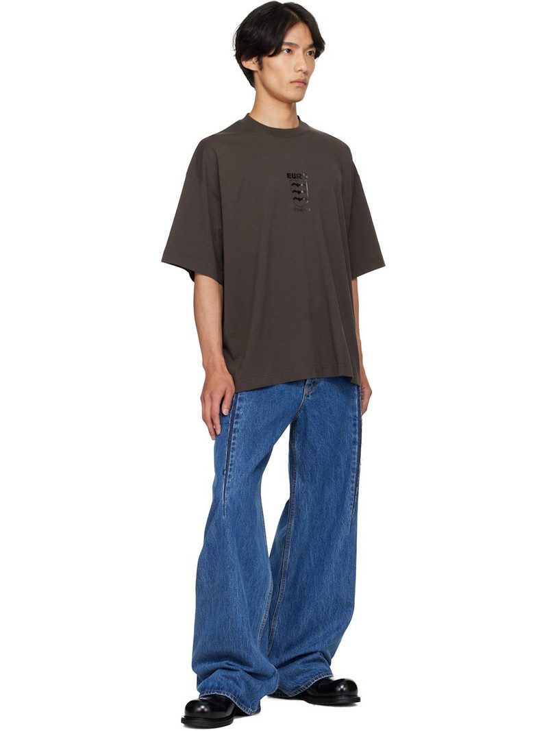 VETEMENTS Brown Bats Logo Regular T-shirt outlook