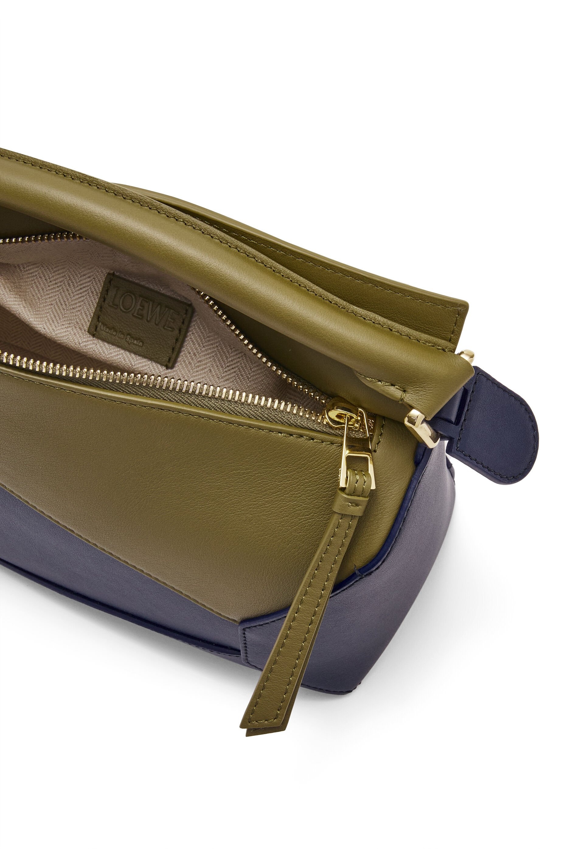 Small Puzzle bag in classic calfskin - 9