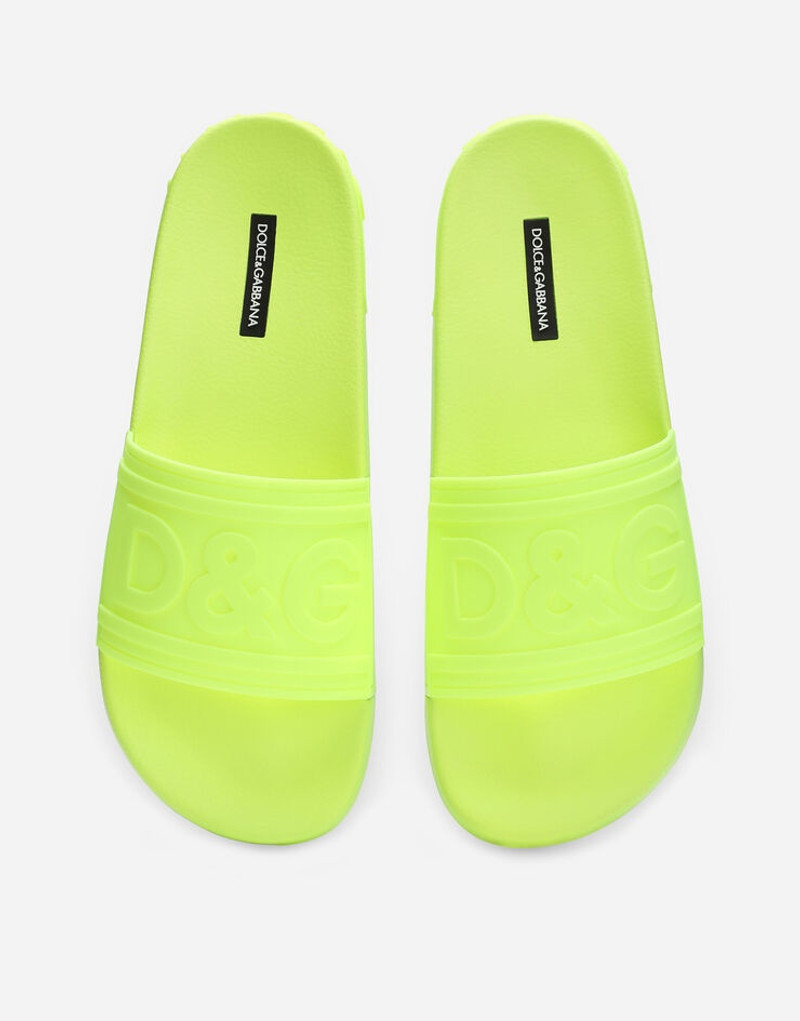 Rubber beachwear sliders with high-frequency detailing 4