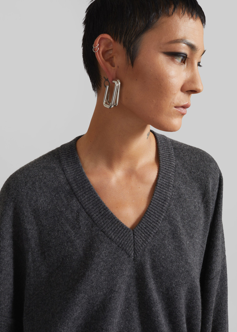 Ilston V-Neck Sweater - Grey 4