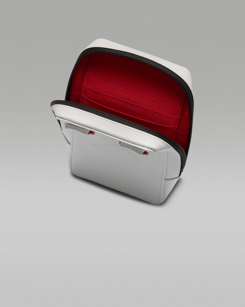 Jordan AJ5 Crossbody Bag (1L) 5