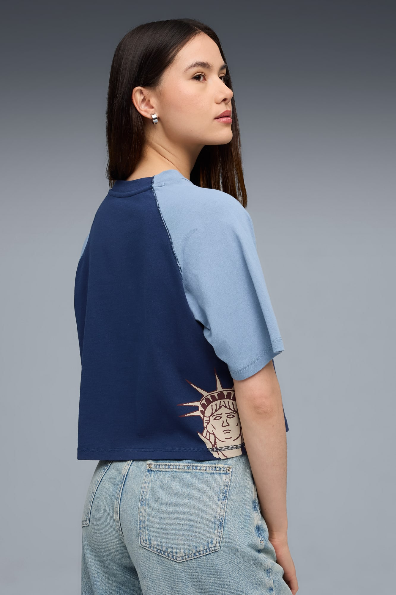 WARDROBE ESS NYC Tee Women - 4