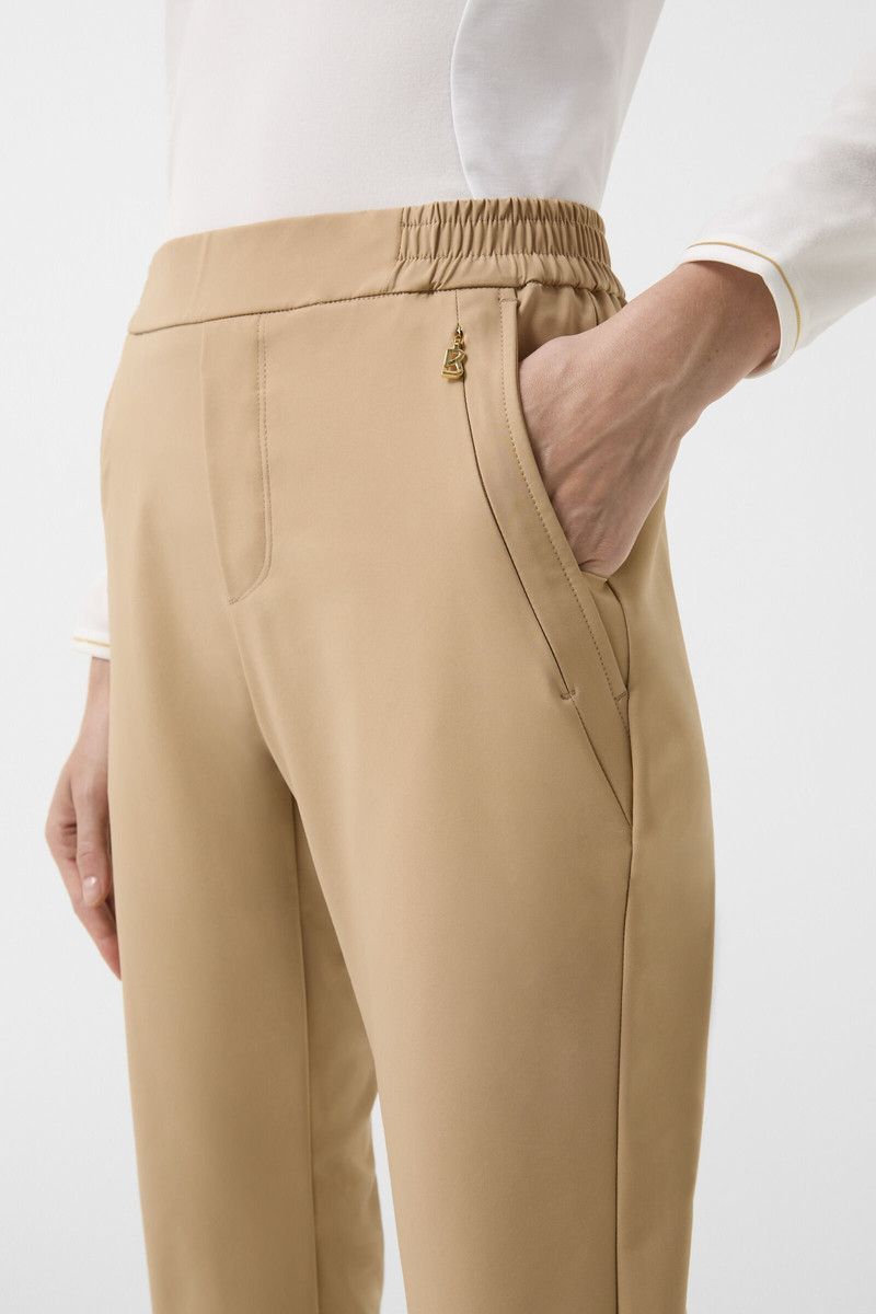 Susie Functional pants in Camel 5