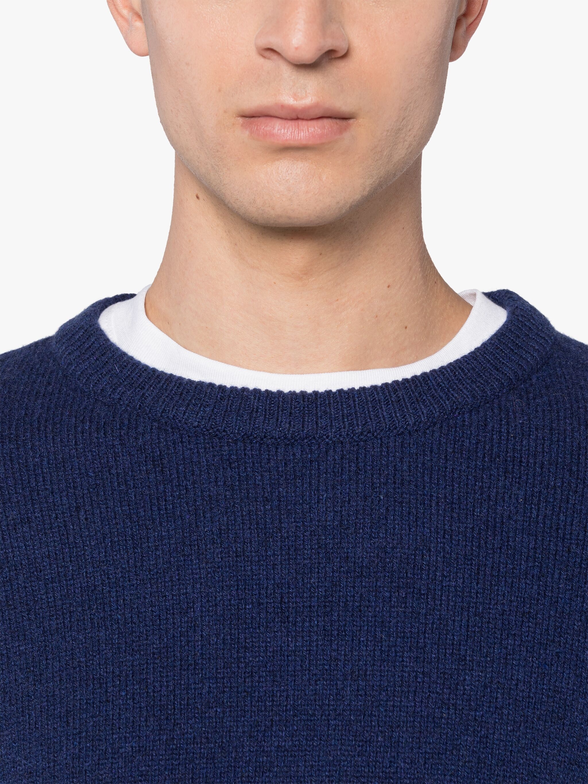 HOLKHAM NAVY CASHMERE CREWNECK SWEATER - 5
