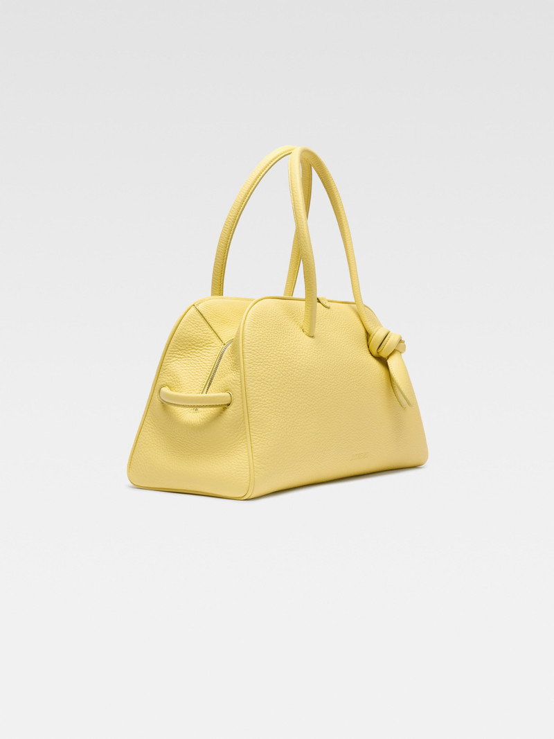 JACQUEMUS Le Turismo outlook