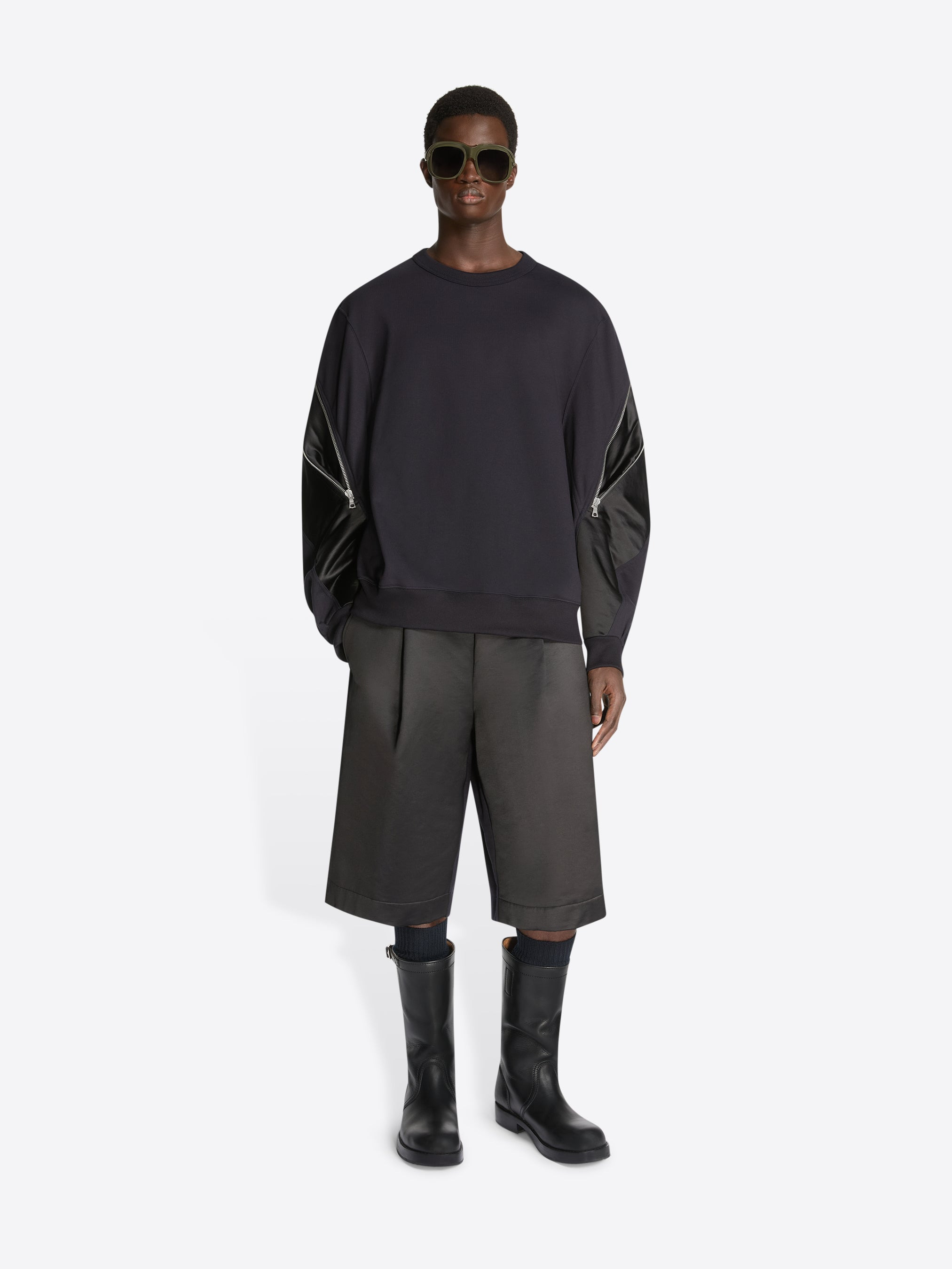 CONTRAST SWEATSHIRT - 2