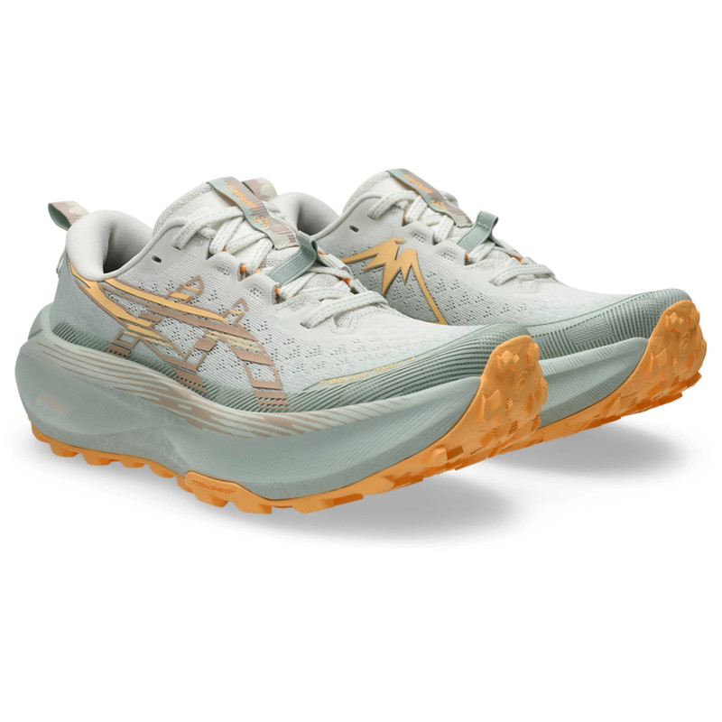 Asics TRABUCO Max 4 outlook