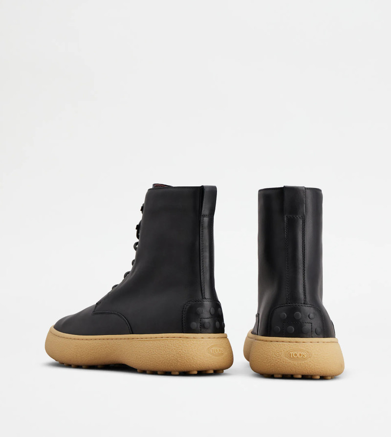 Tod's TOD'S W. G. LACE-UP ANKLE BOOTS IN LEATHER - BLACK outlook