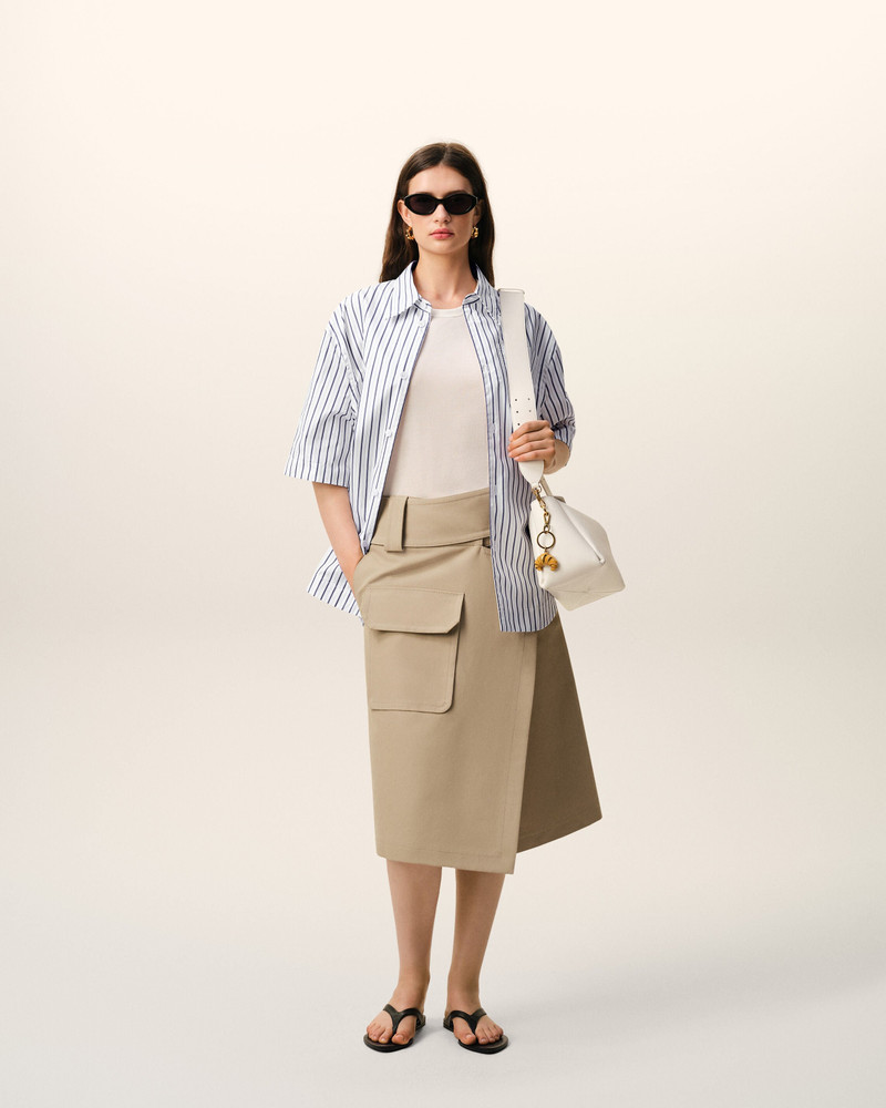 AMI Paris WHITE STRIPED COTTON SHORT SLEEVE AMI DE COEUR WIDE SHIRT outlook