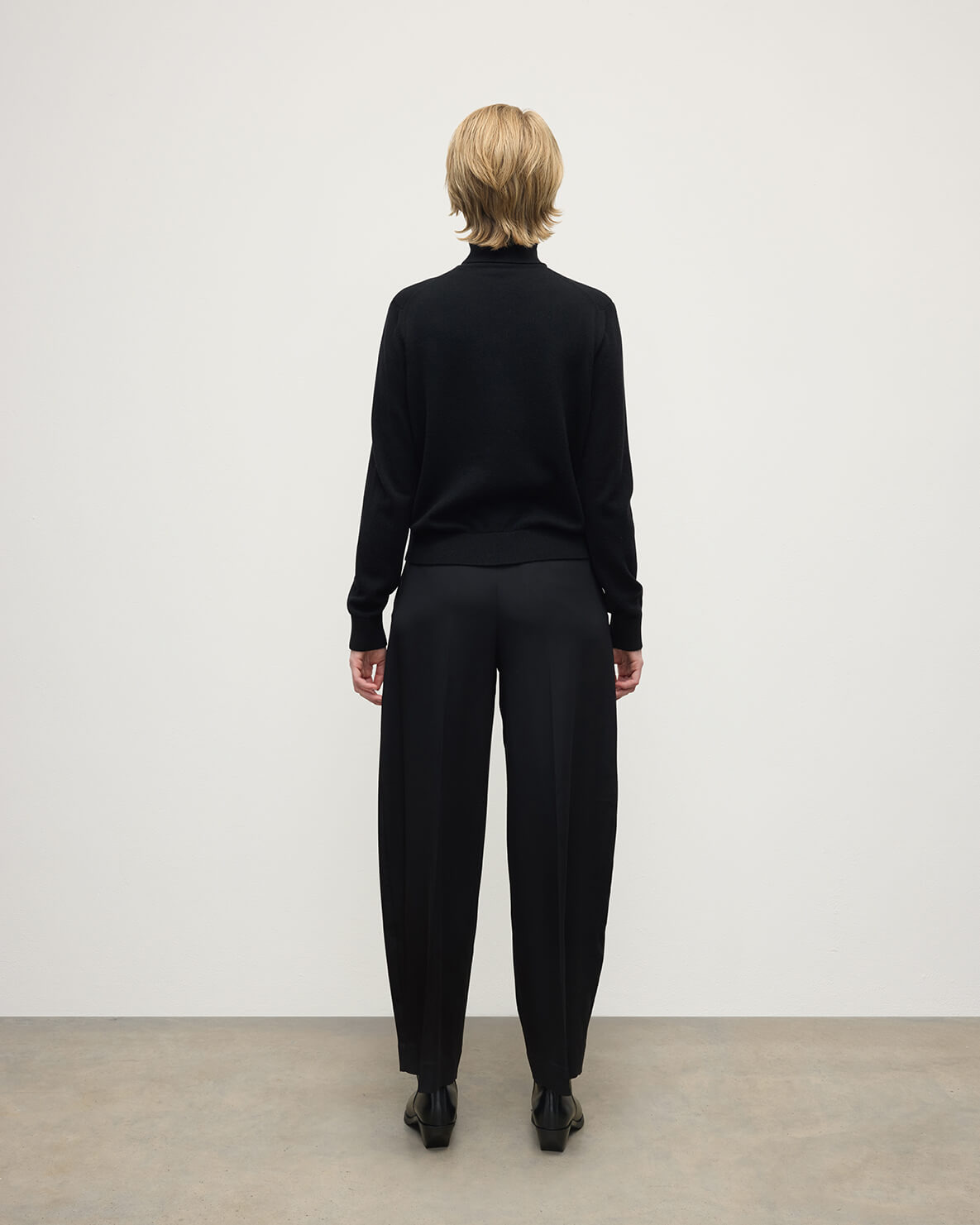 Classic Cashmere Black Roll Neck Jumper - 4