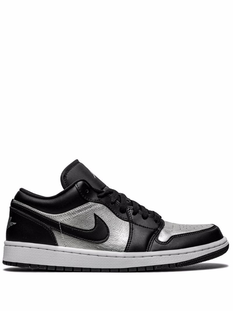 Air Jordan 1 Low SE sneakers - 1