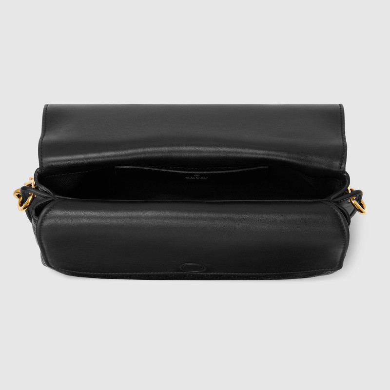 Medium shoulder bag with chain 8