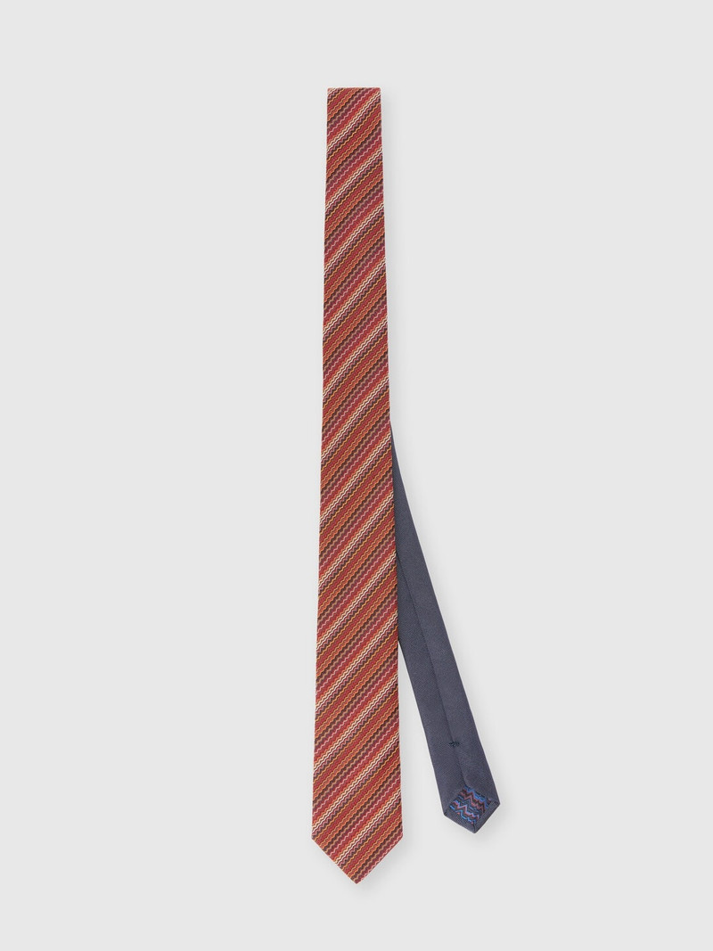 Silk tie with zig zag pattern 1