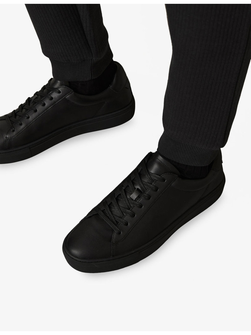 REISS Finley Leather Trainers outlook