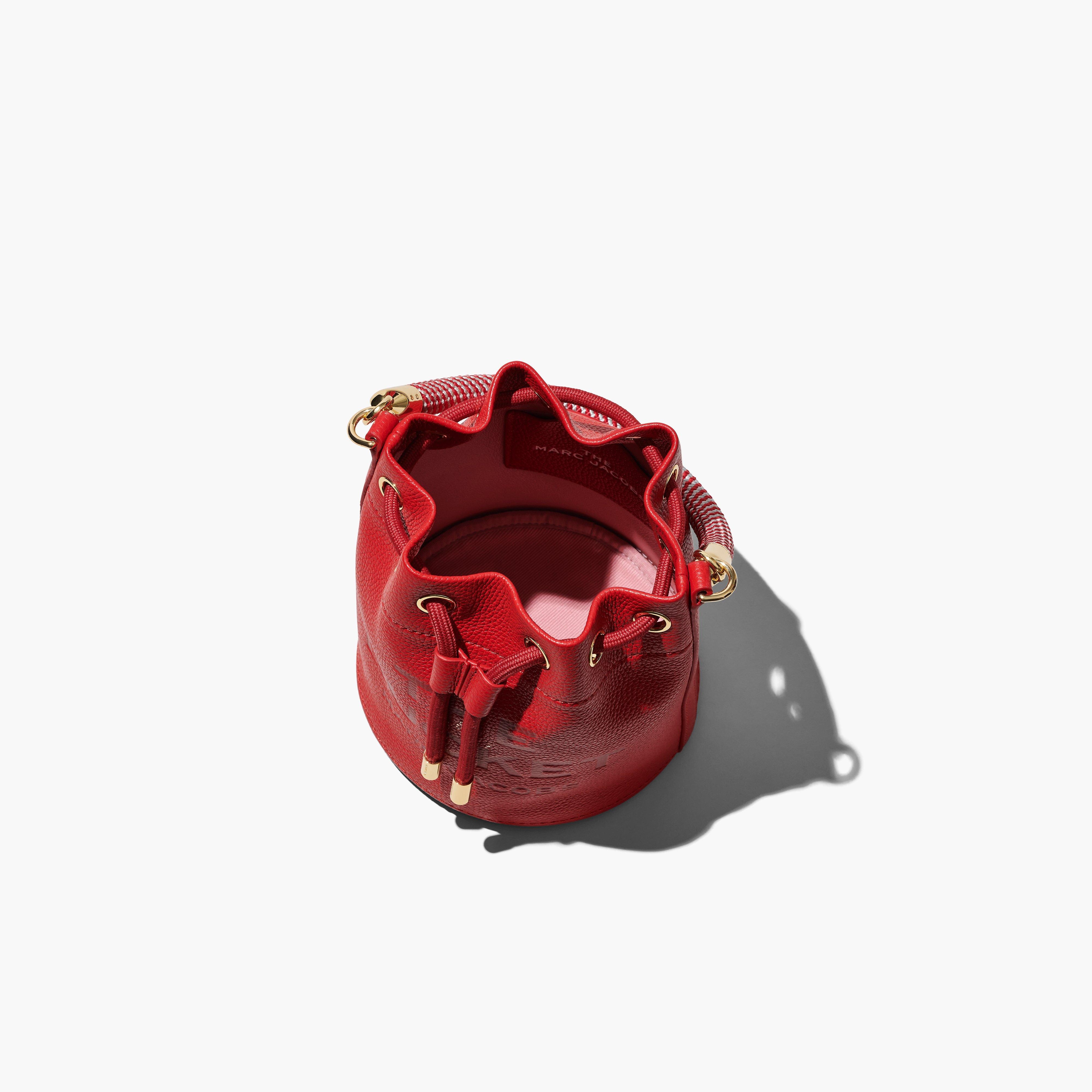 THE LEATHER BUCKET BAG - 7