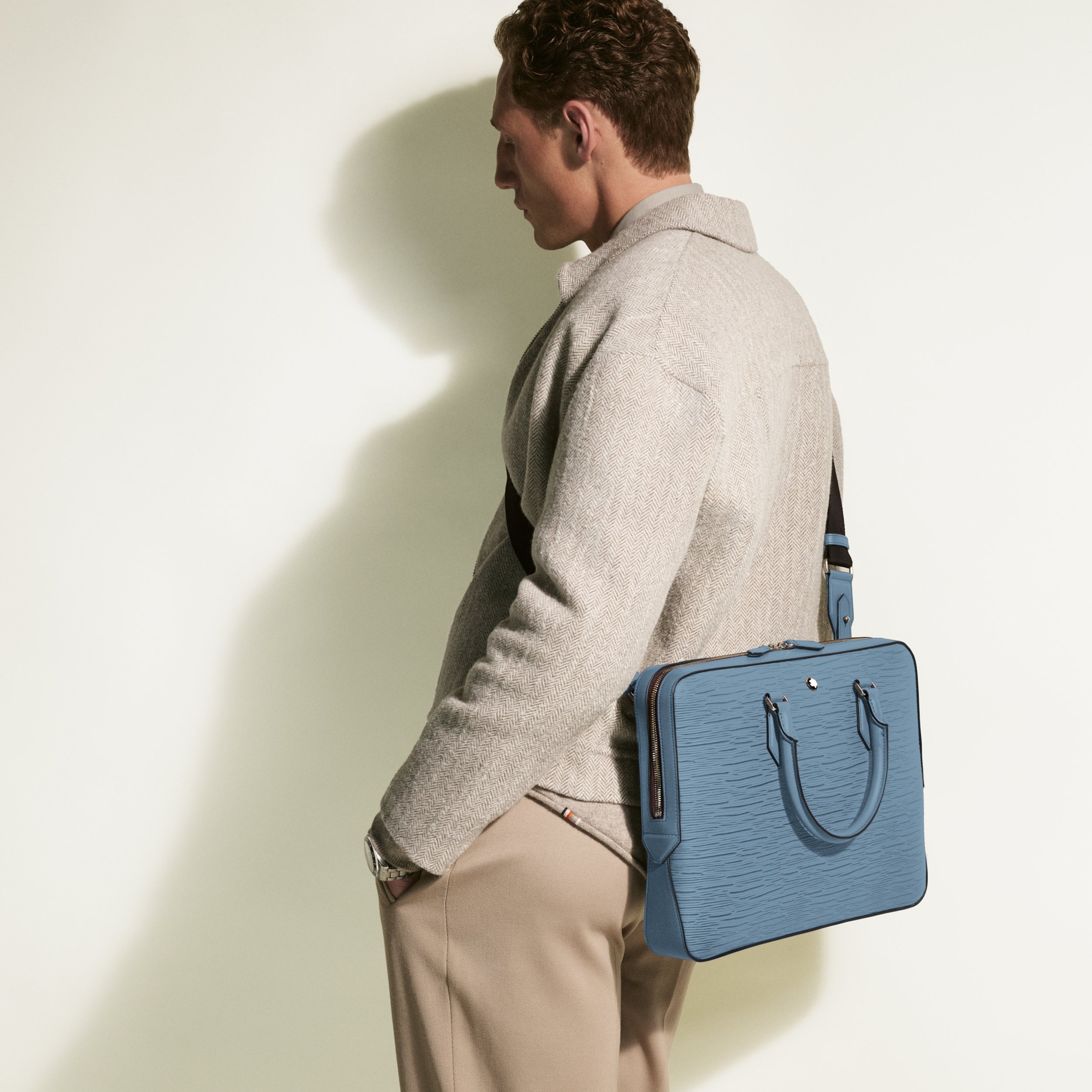 4810 thin document case - 6