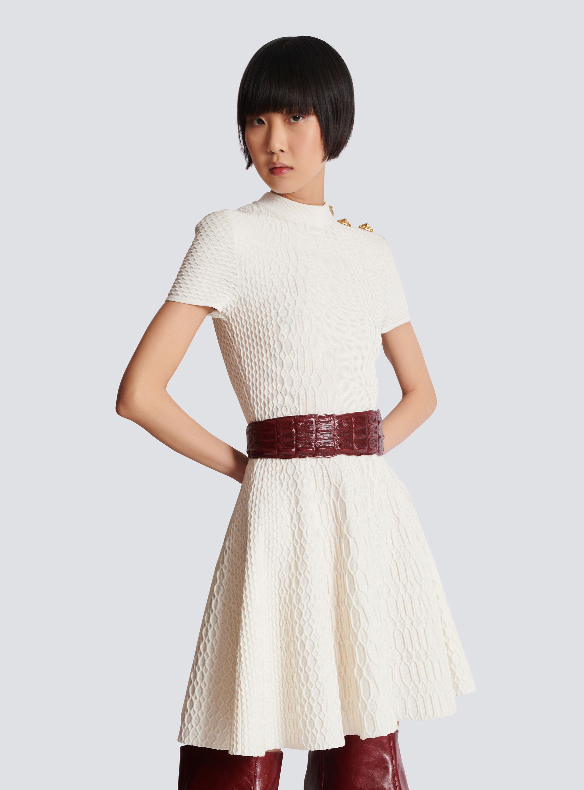 Wide crocodile-print leather belt - 2