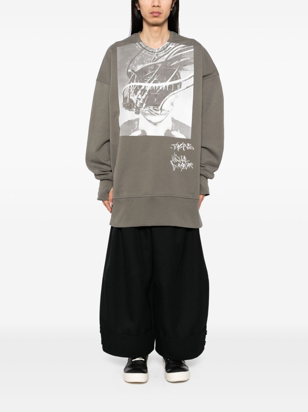 graphic-print sweatshirt - 2