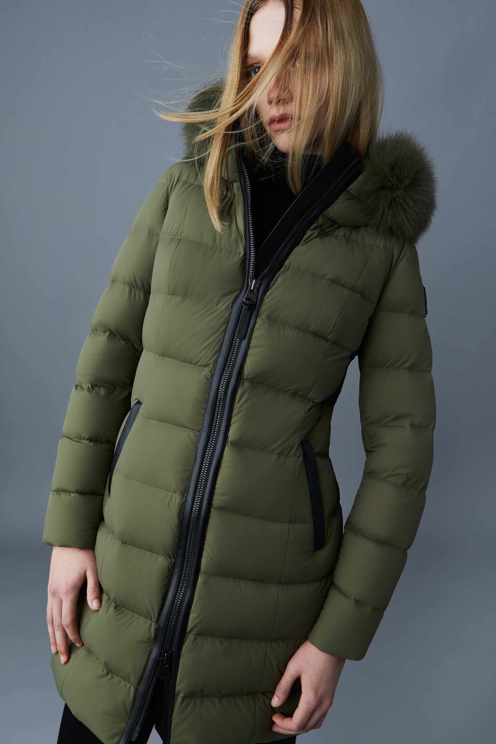 CALLA Agile-360 stretch light down coat with blue fox fur collar - 5