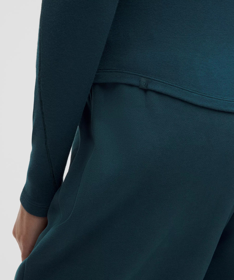 Hold Tight Long-Sleeve Turtleneck 5