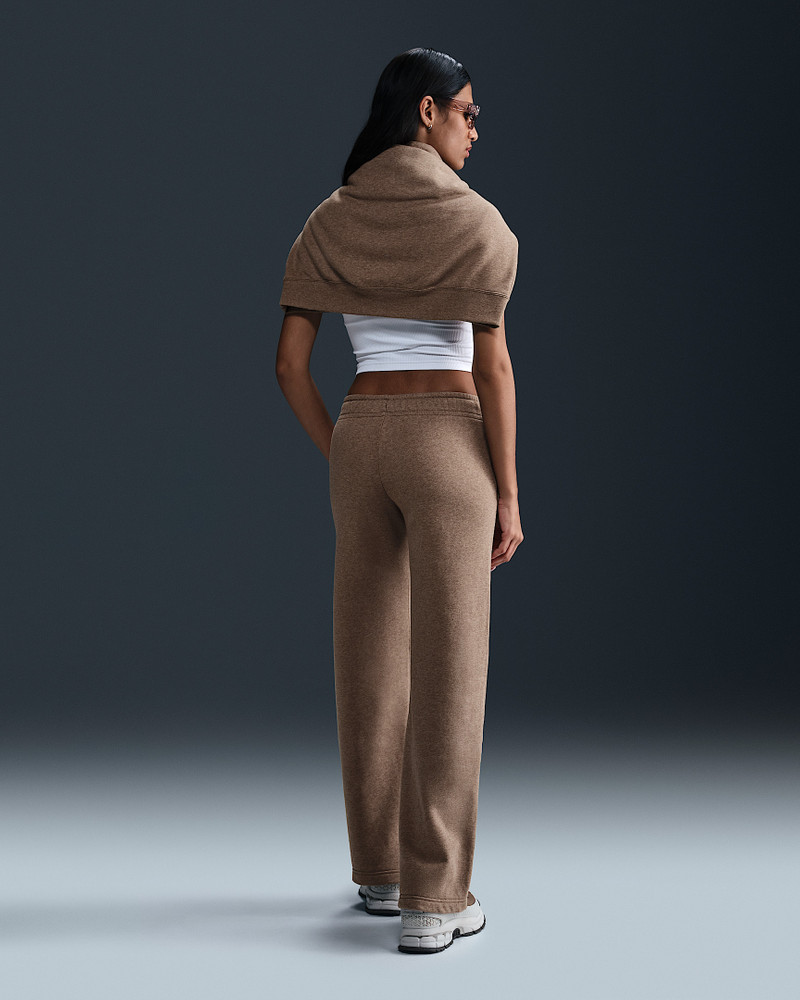 Nike Sportswear Club Fleece Women's Mid-Rise Wide-Leg Graphic Pants 4