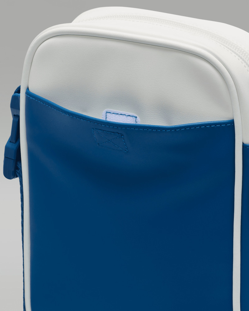 Air Jordan Festival Bag (1L) 7