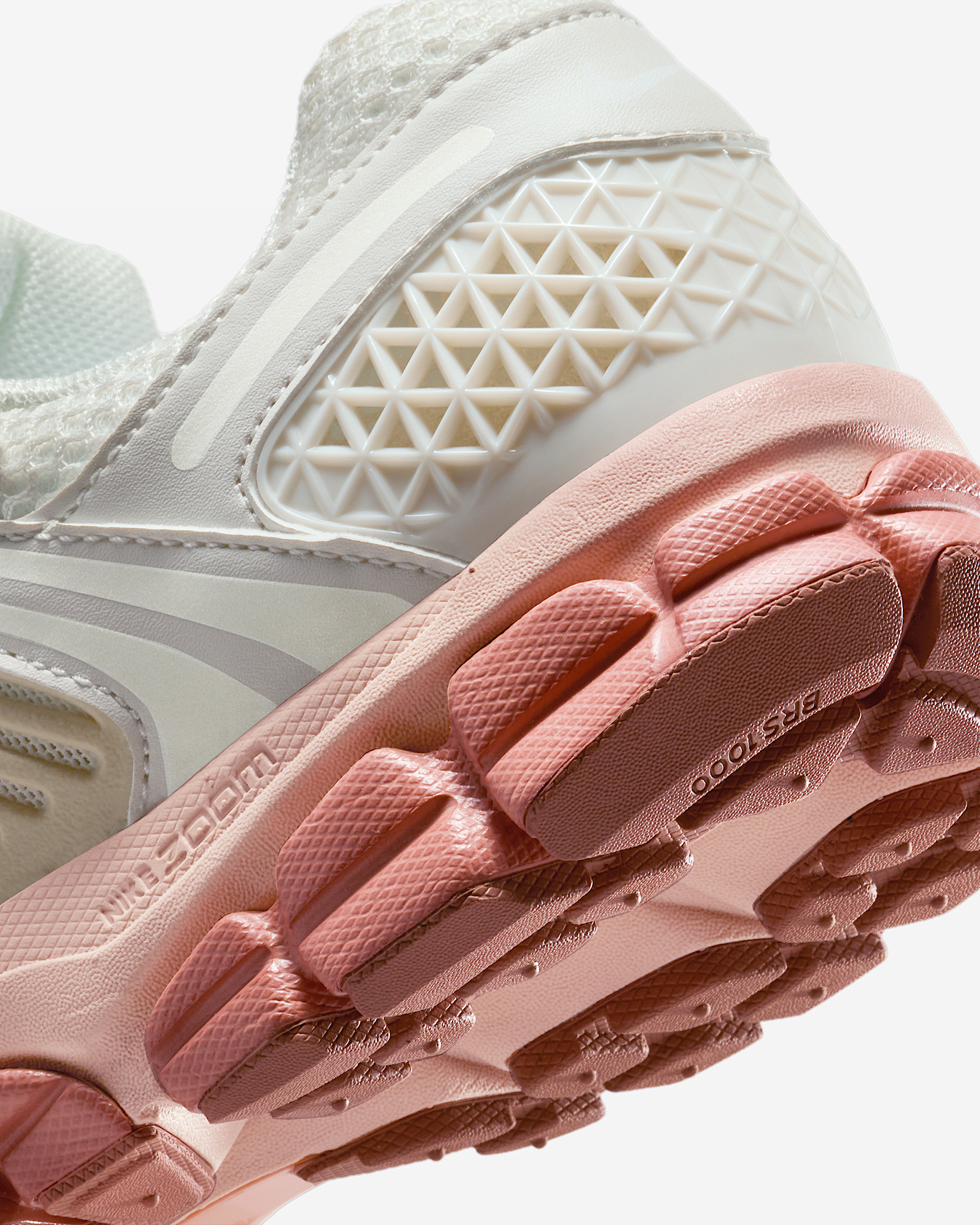 Nike Zoom Vomero 5 Women's Shoes - 8