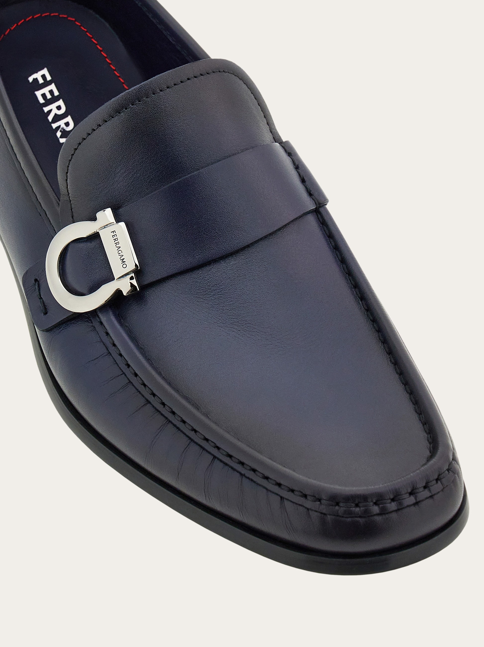 Moccasin with Gancini ornament - 6
