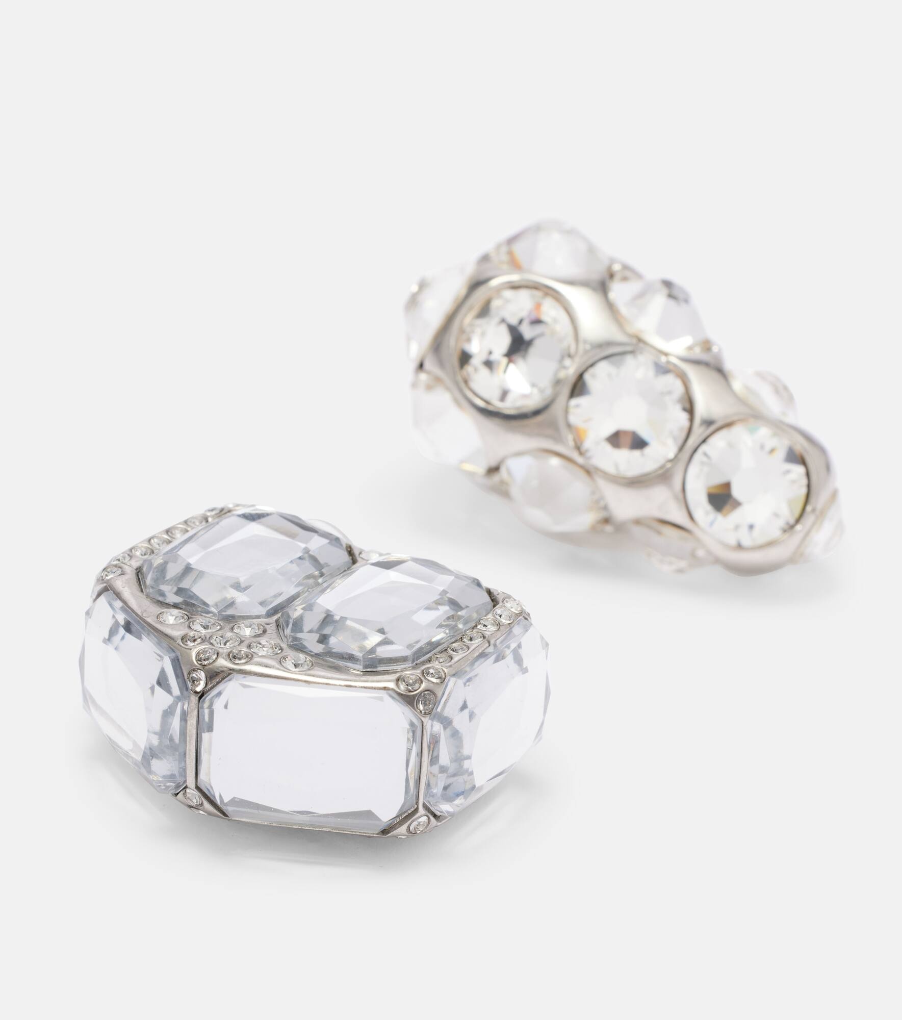 Asymmetric embellished earrings - 4