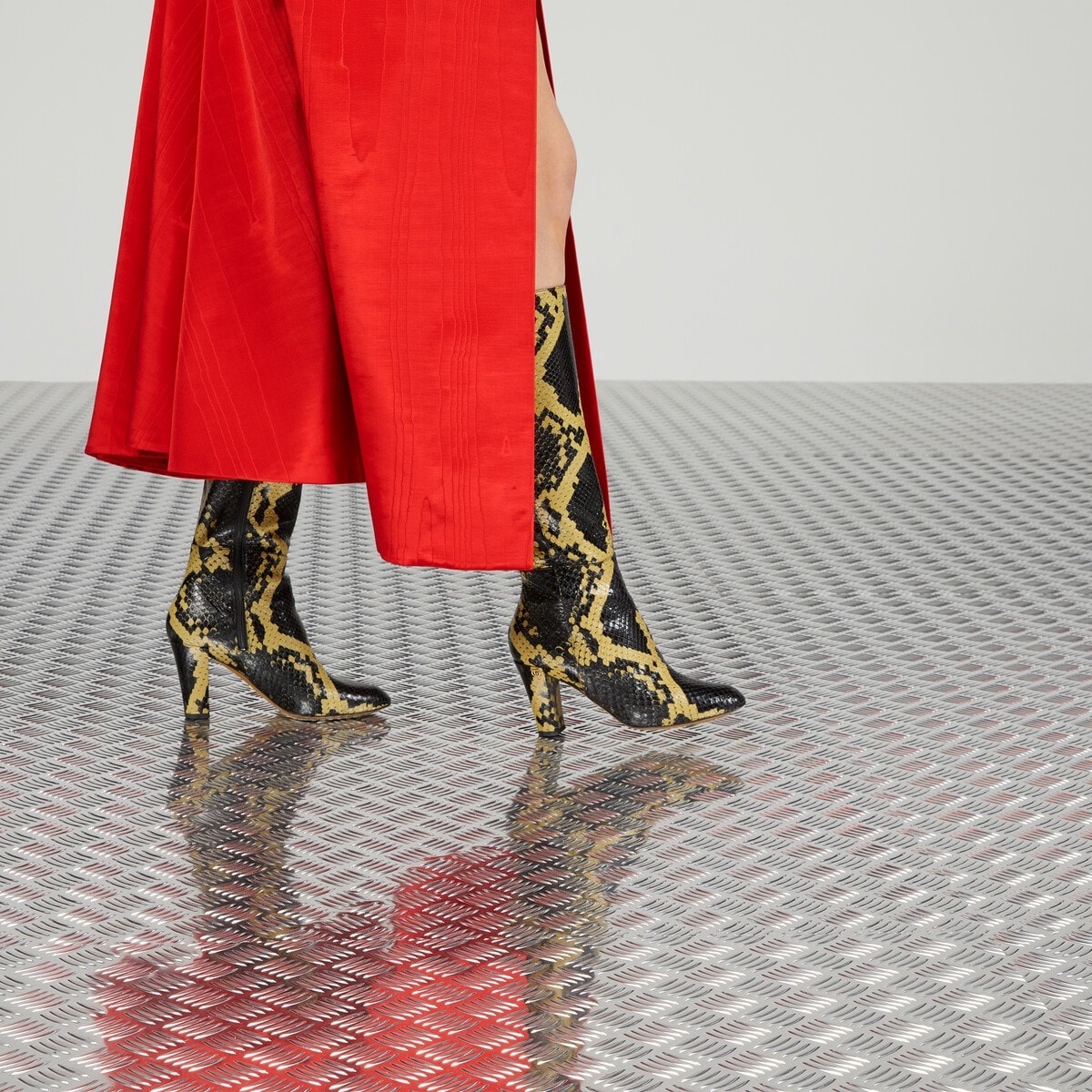 Women's python mid-heel boot - 3