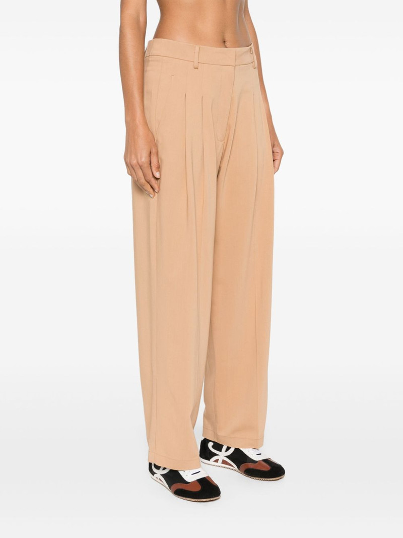 dart-detailed tapered trousers 3