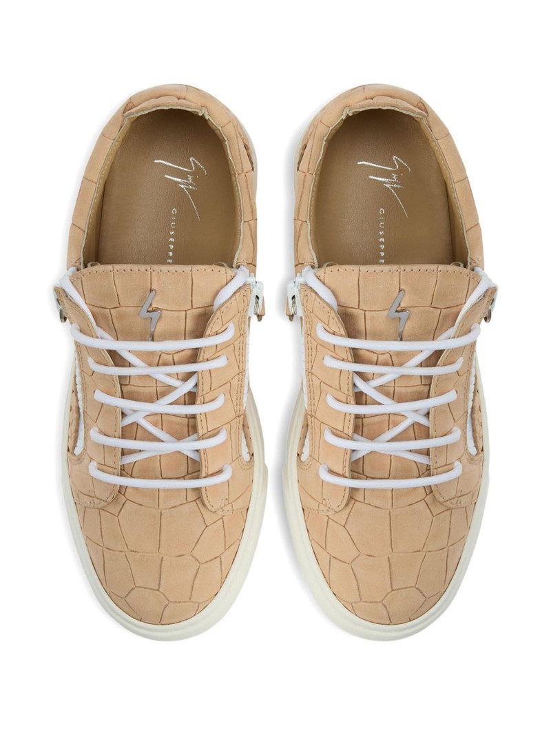 Gail sneakers 4