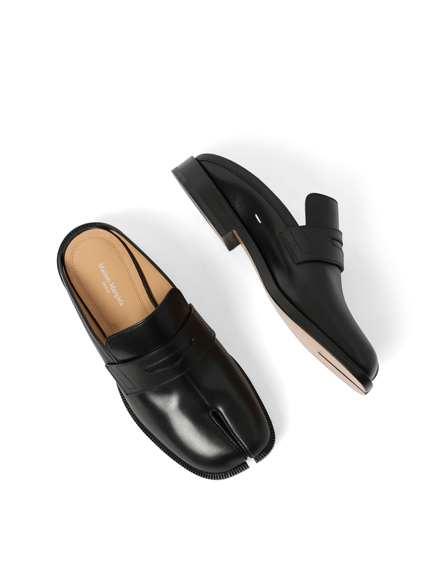 Tabi City Loafer Mule in Black - 4