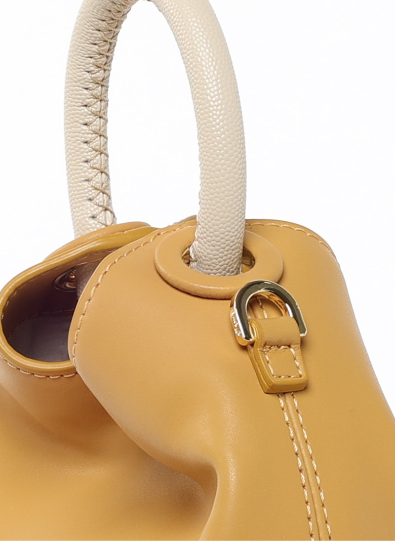 Madeleine Leather Mustard/Caviar Beige 4