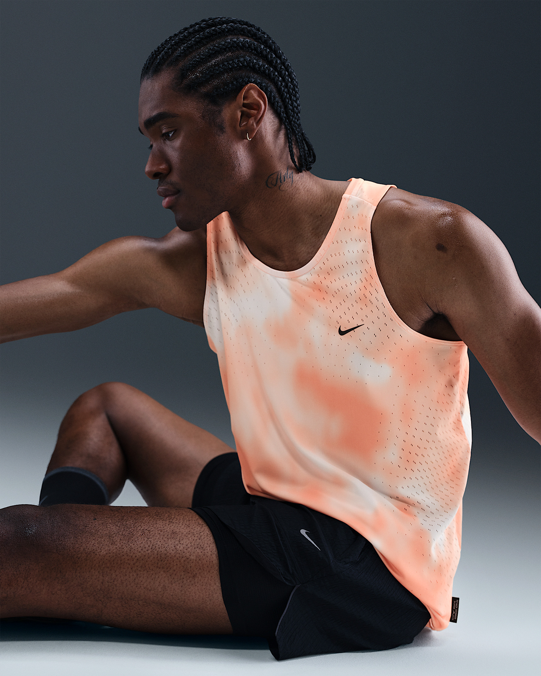 Nike Running Division Breathe Men's Dri-FIT ADV Running Tank Top - 3
