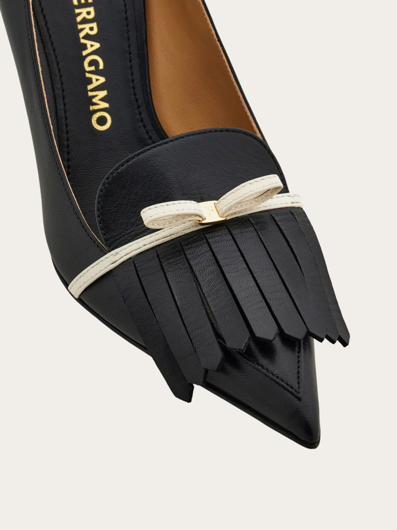 Pump with mini bow detail 6