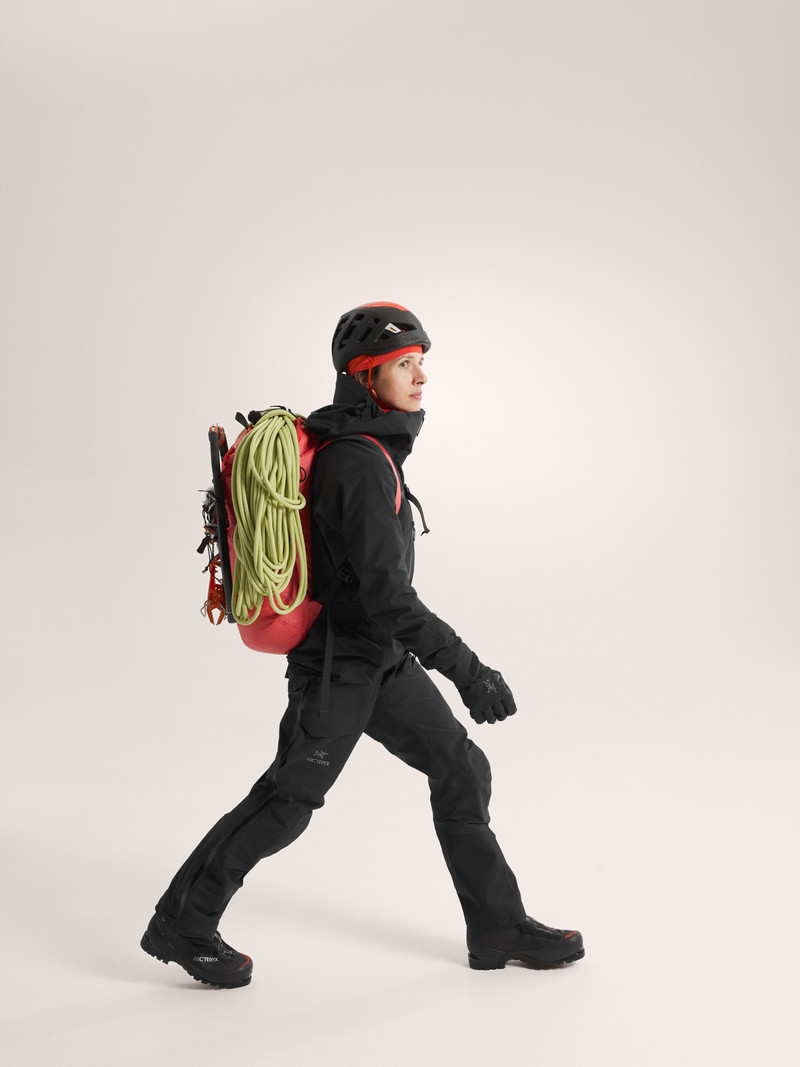Arc'teryx Alpha SV Jacket outlook