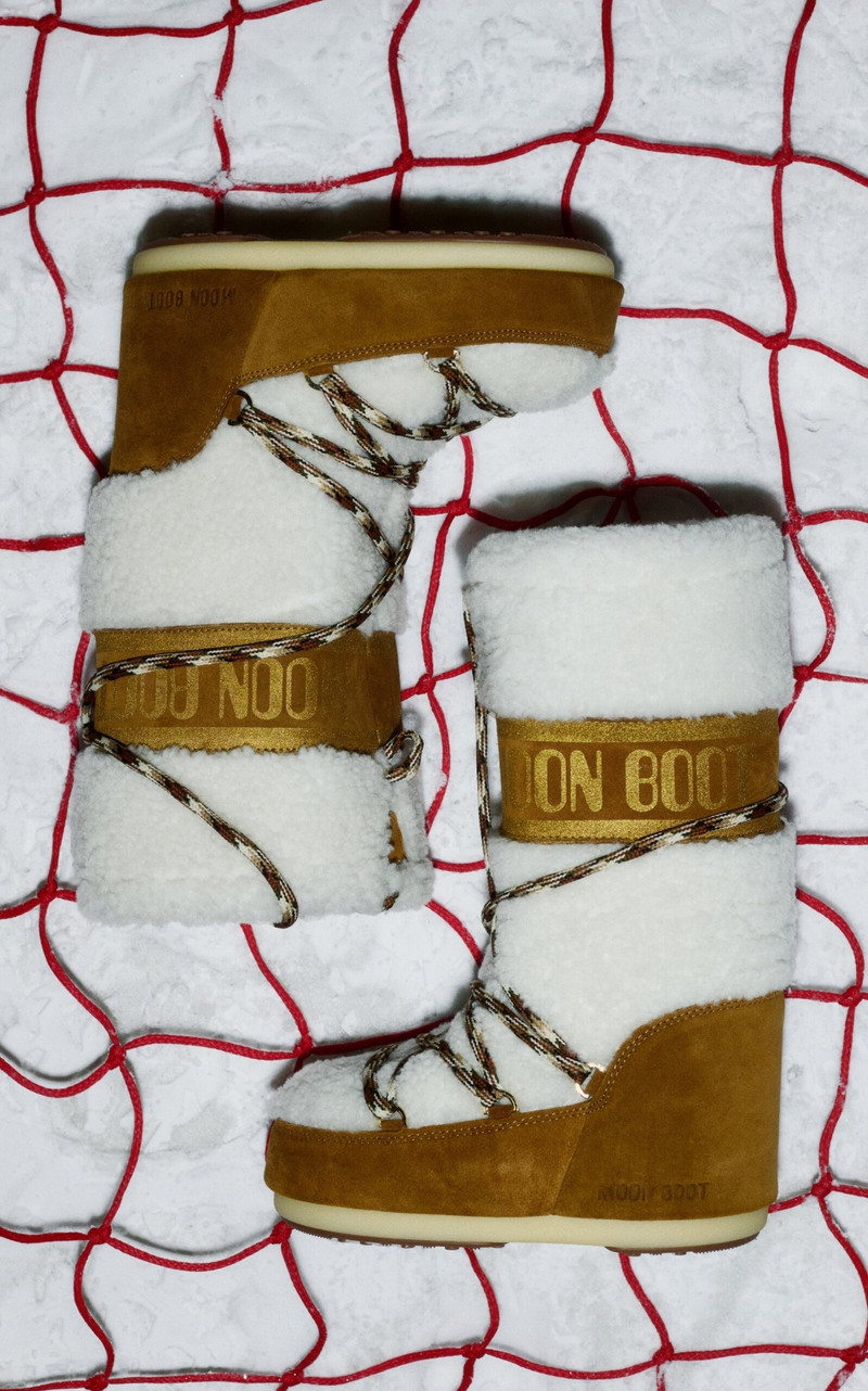 MOON BOOT Icon Shearling Boots tan outlook
