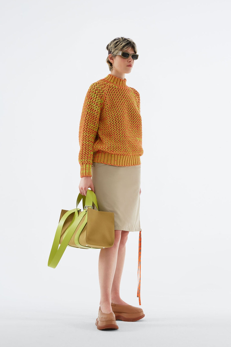SUNNEI ORANGE & GREEN RAGLAN SWEATER outlook