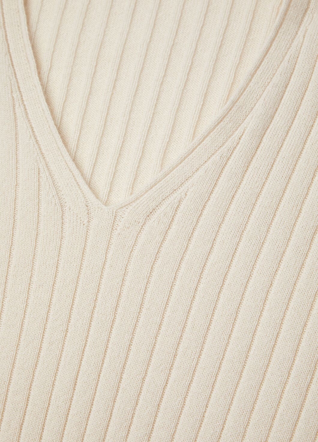 Vicuña Sweater - 3