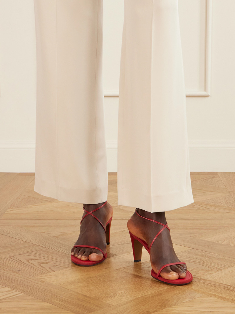 NEOUS Chamu Leather Sandals outlook