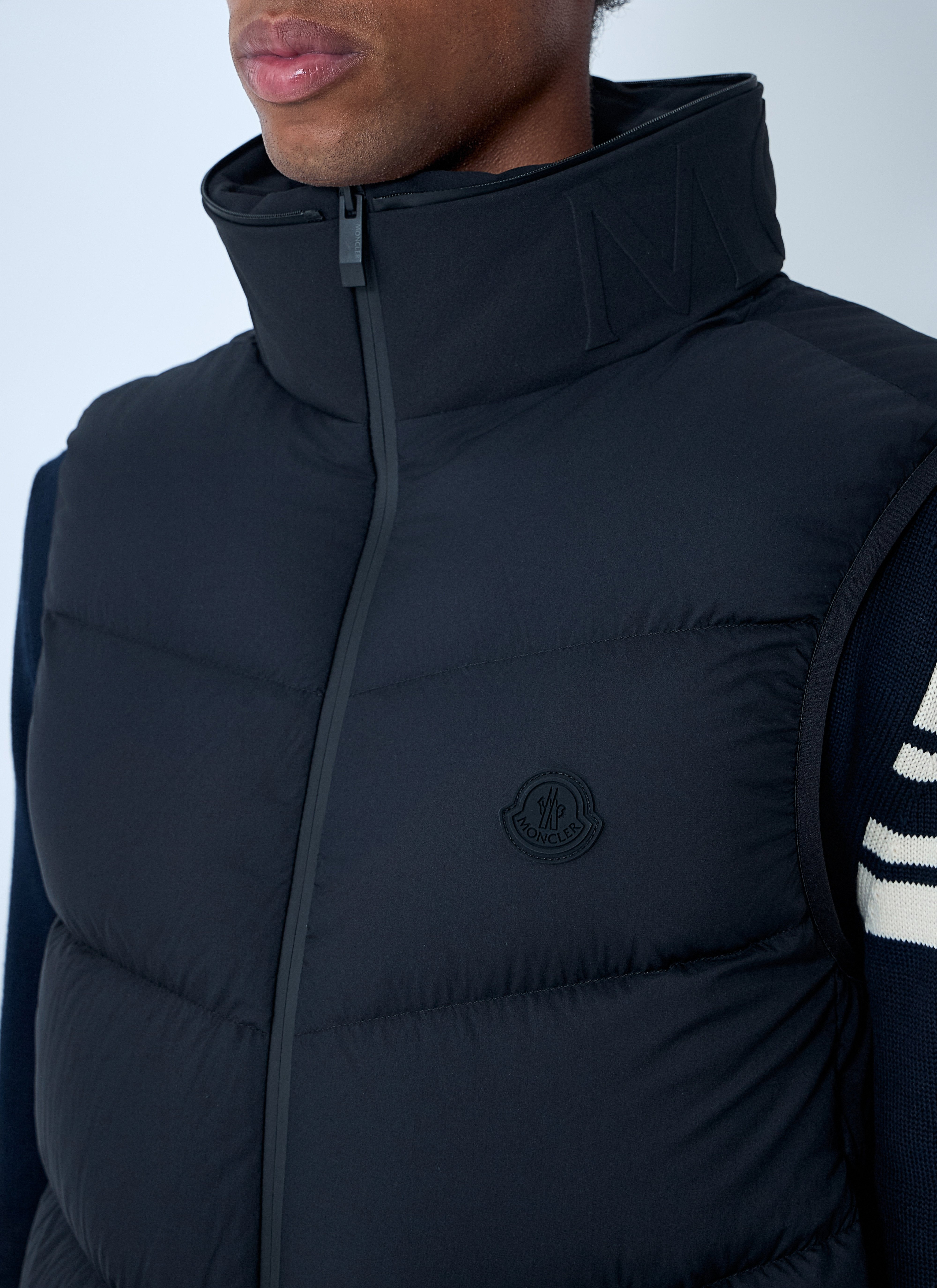 Moncler Men Hooded Guersace Gilet - 5