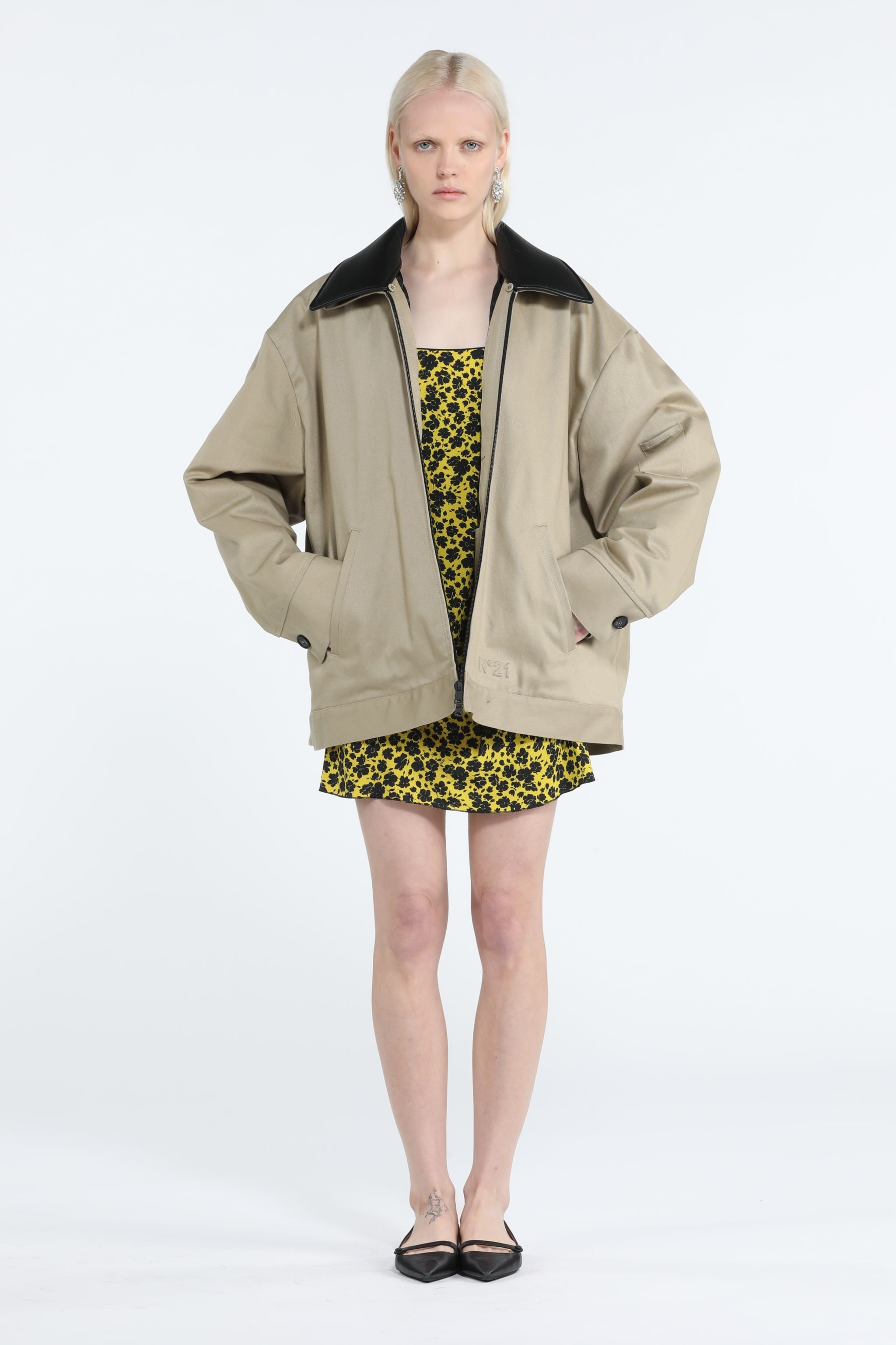 CONTRAST-COLLAR OVERSIZED JACKET - 4