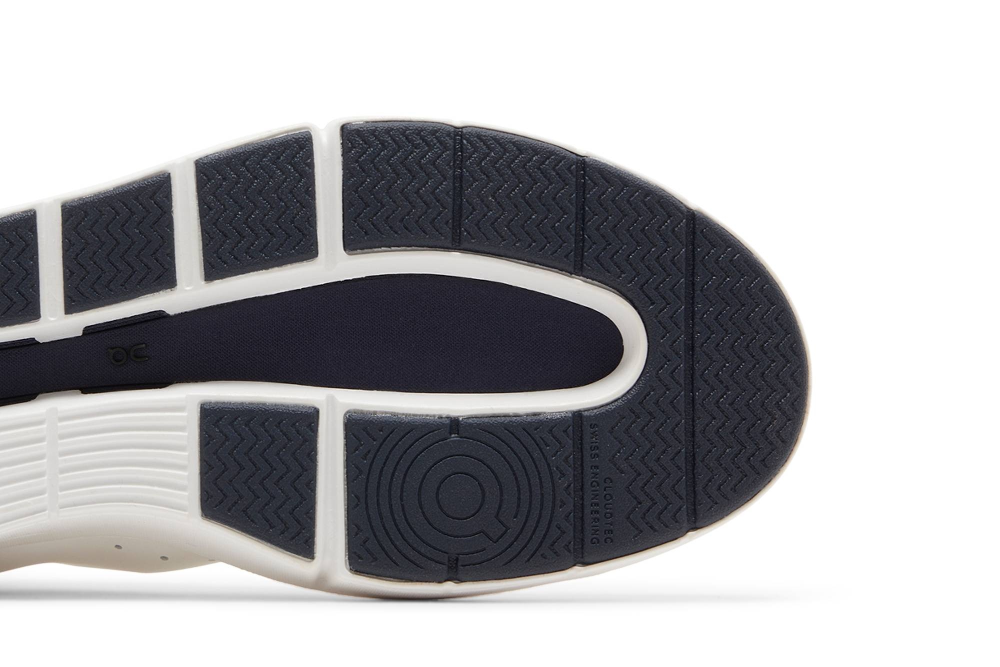 The Roger Advantage 'White Midnight' - 5